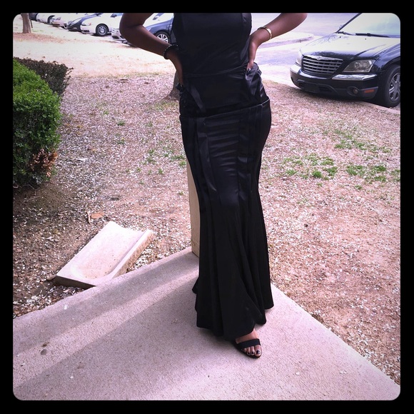 Gorgeous black strapless dress - Picture 1 of 4